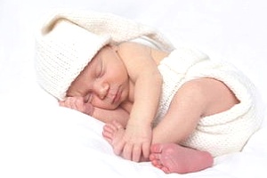 冬天怎么照顾宝宝冬季宝宝晚上睡觉保暖方法