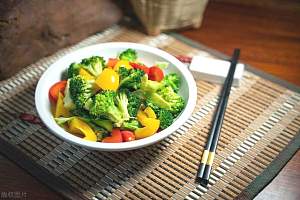 常被称为“天然青霉素”的4款蔬菜，家庭常备，多吃家人少生病